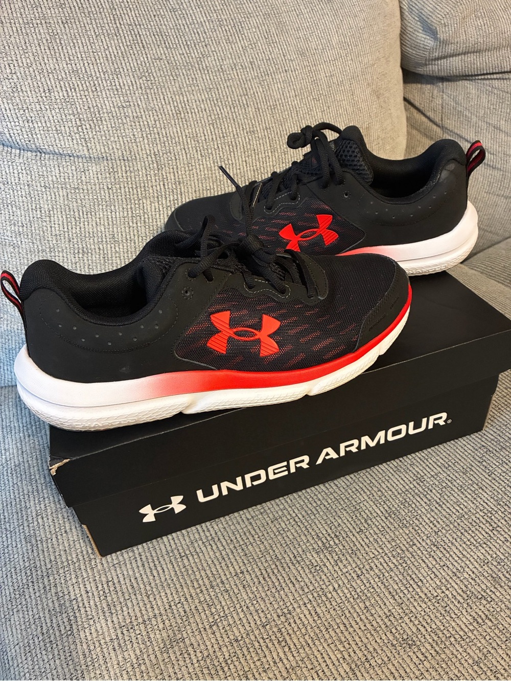 Under Armour Men Size 11 Comfort Deluxe 4E(Extra Wide)